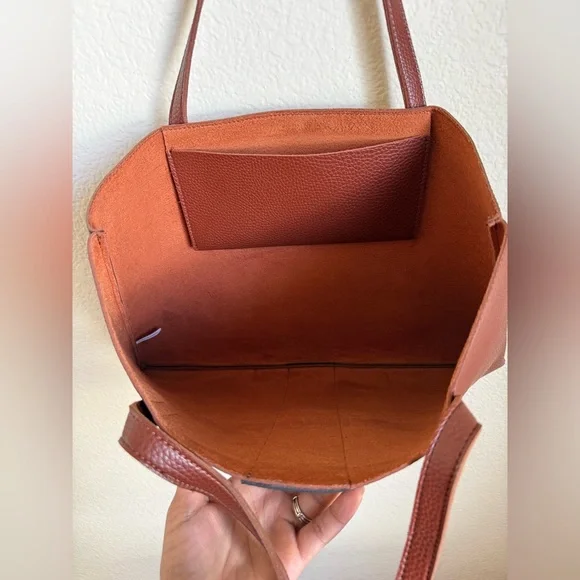 Vince Camuto Brown and Black Tote Bag/Dust Bag - Picture 4 of 7